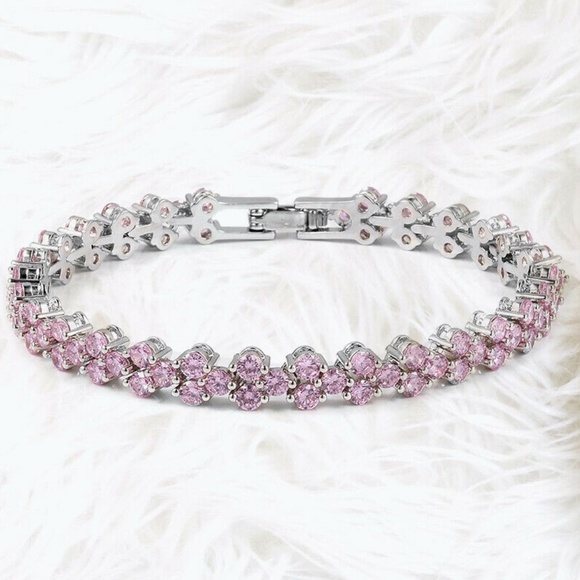 Pink Heart Bracelet - Picture 3 of 5